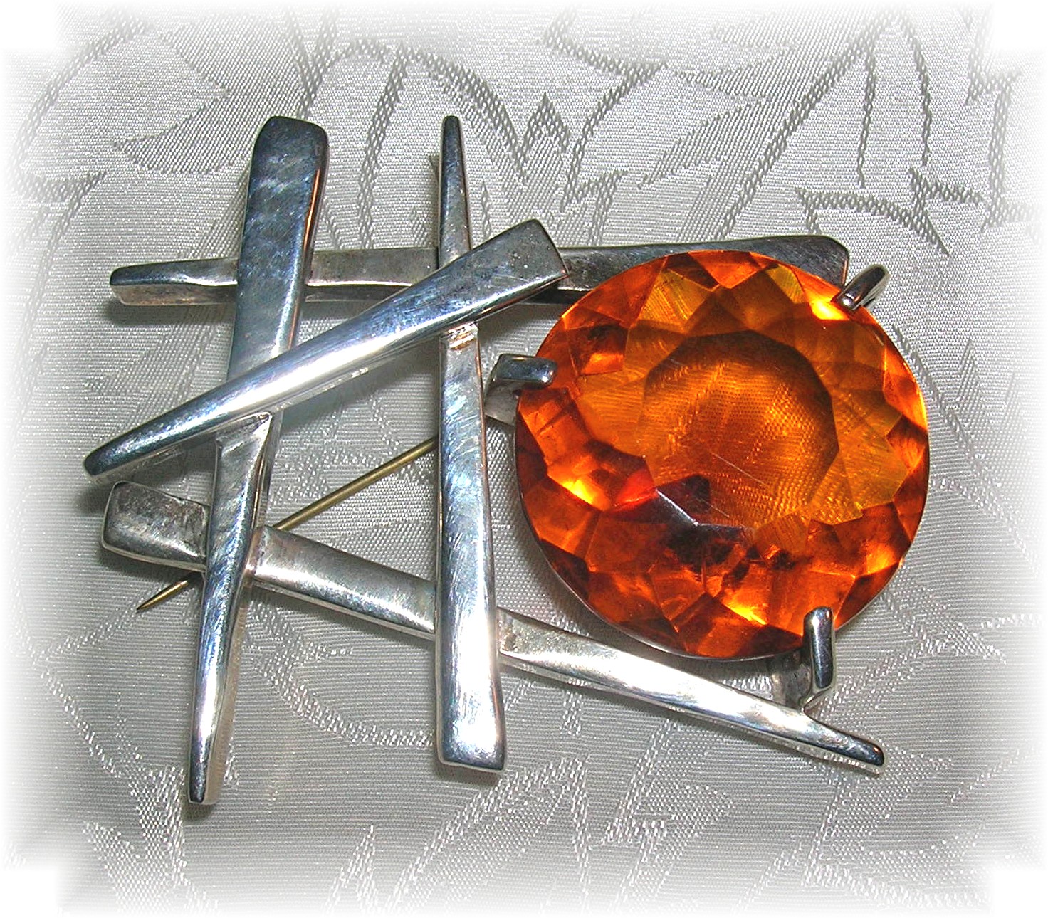 Oriental Look Sterling Silver Glass Stone Brooch