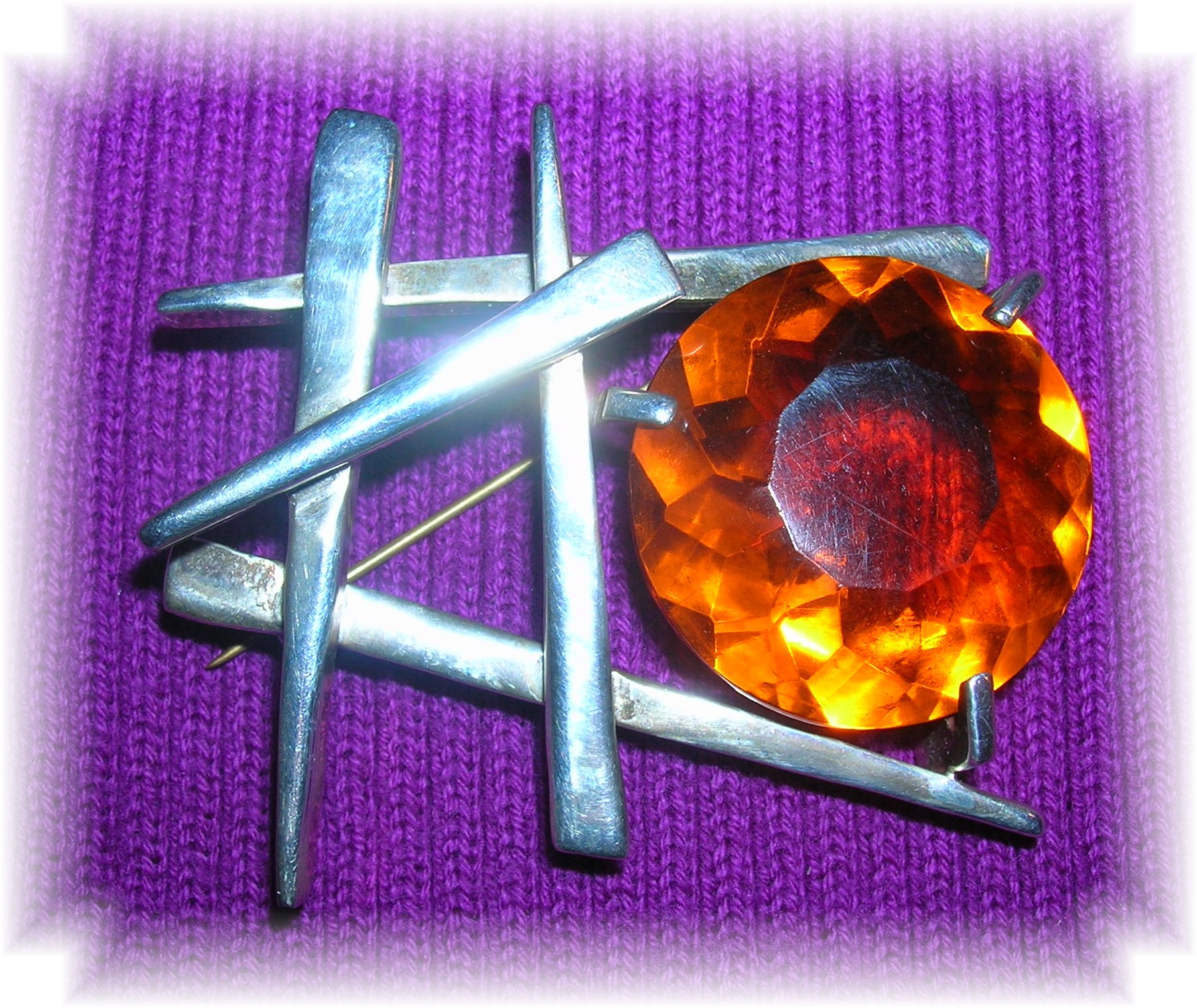 Oriental Look Sterling Silver Glass Stone Brooch