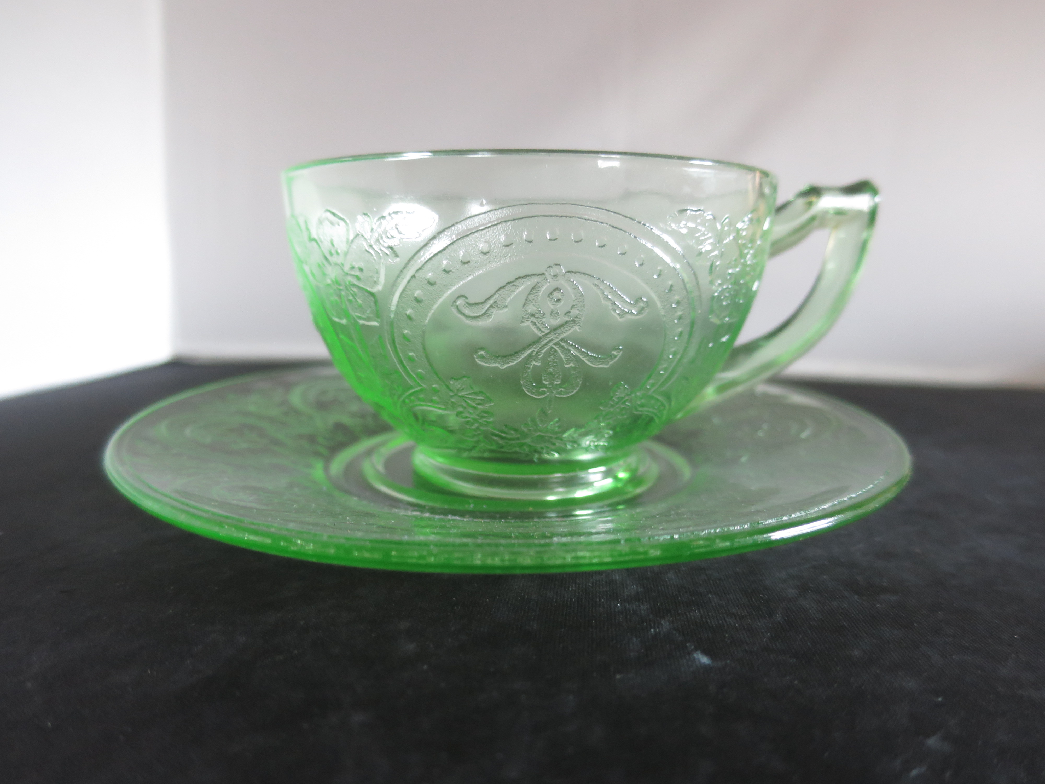 Indiana Glass Horseshoe Cup and Saucer Uranium Green Vaseline