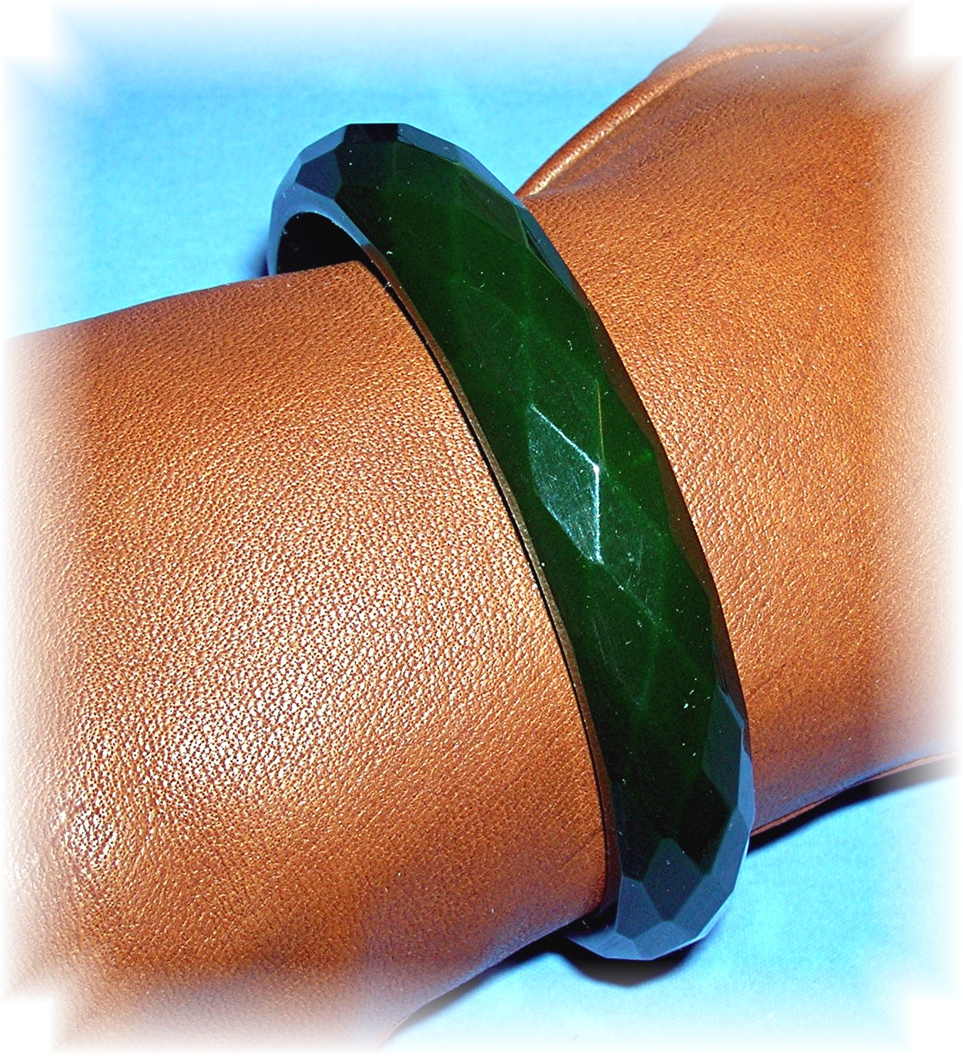 Bakelite Faceted Apple Green Bangle Bracelet 50s
