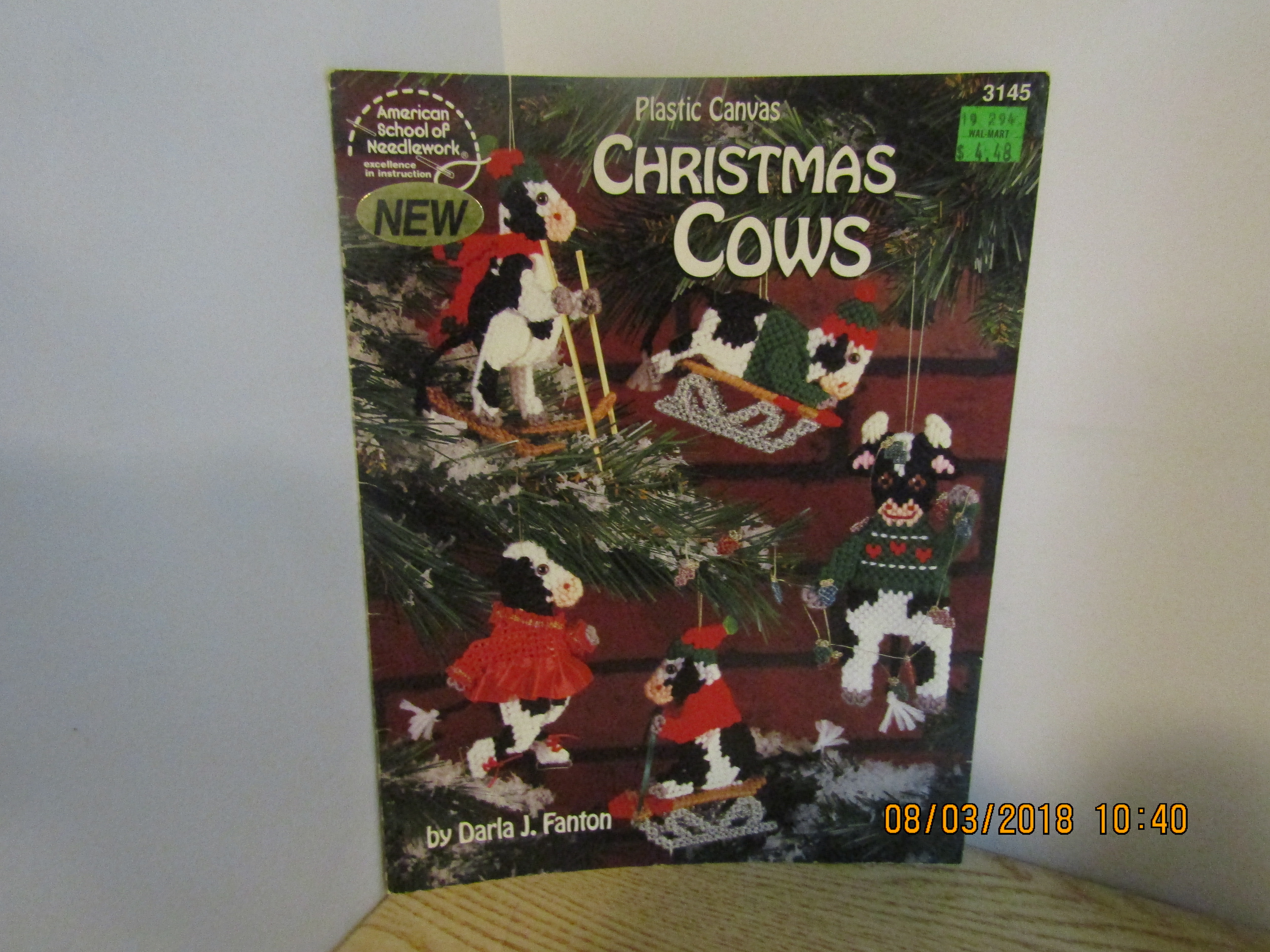 ASN Plastic Canvas Christmas Cows #3145