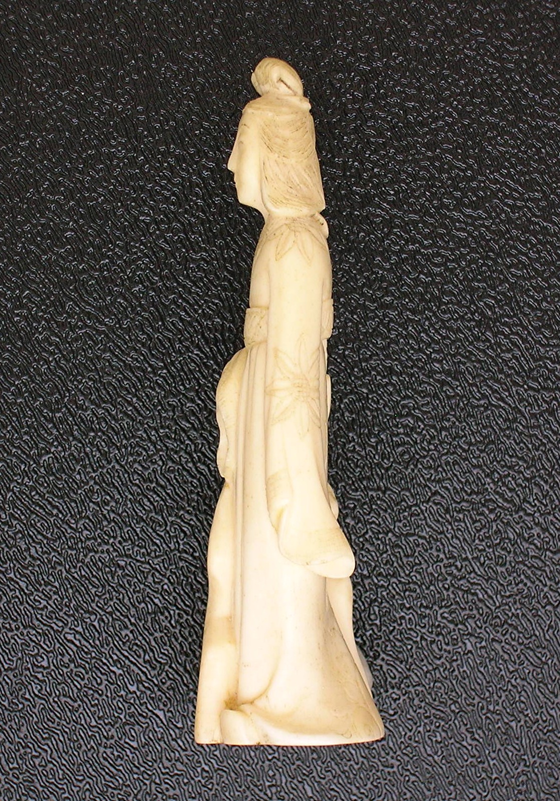 Oriental Lady RESIN Figure