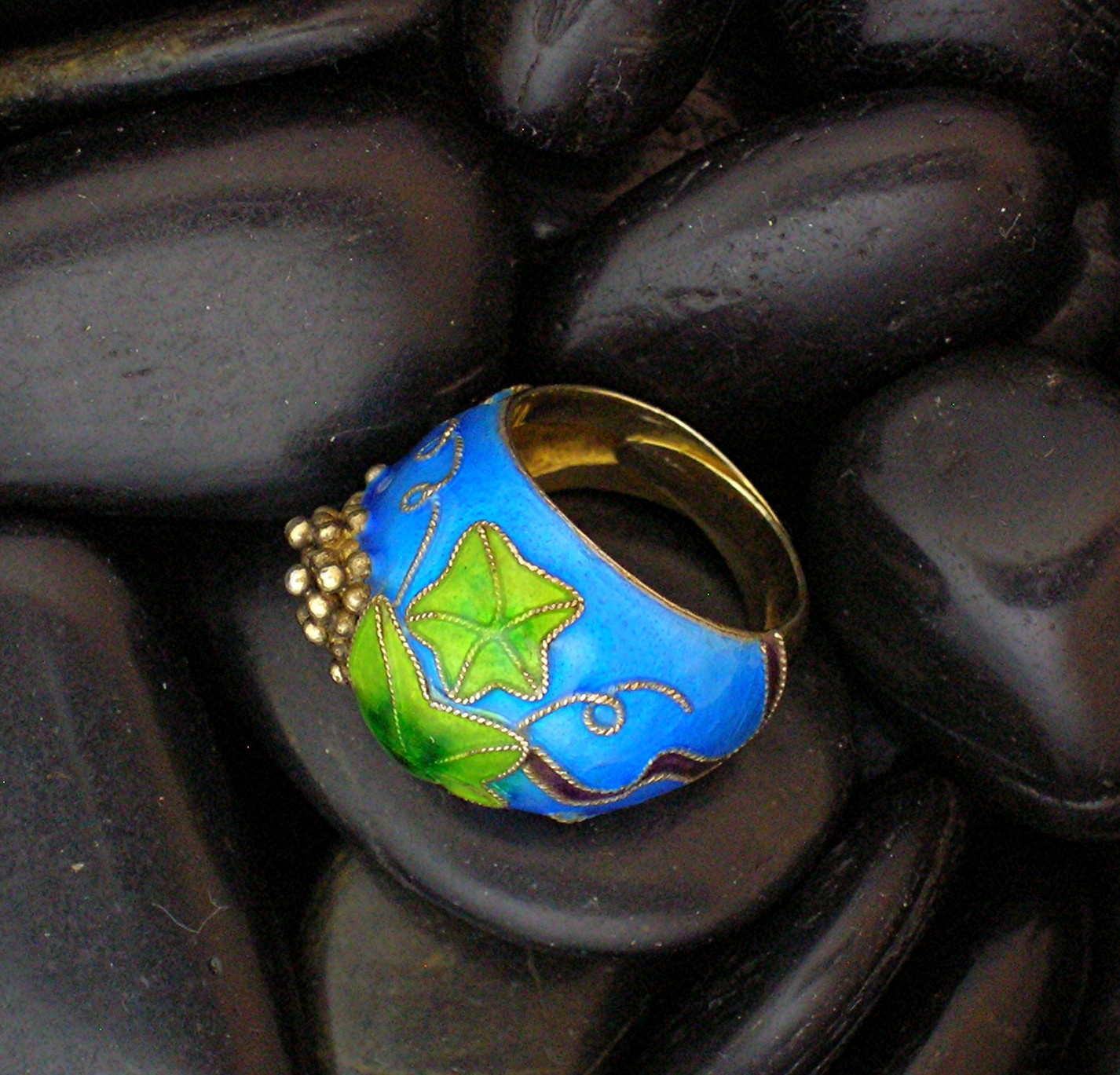 Silver Blue & Green Enamel Ring Grape cluster . . . . .