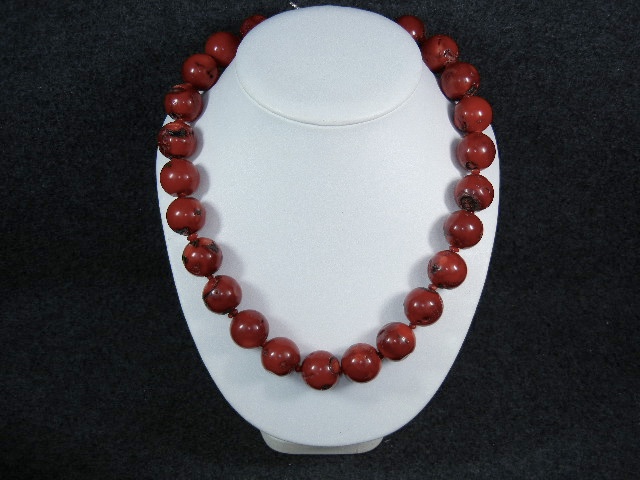 Red Round Coral Beads Necklace Designer