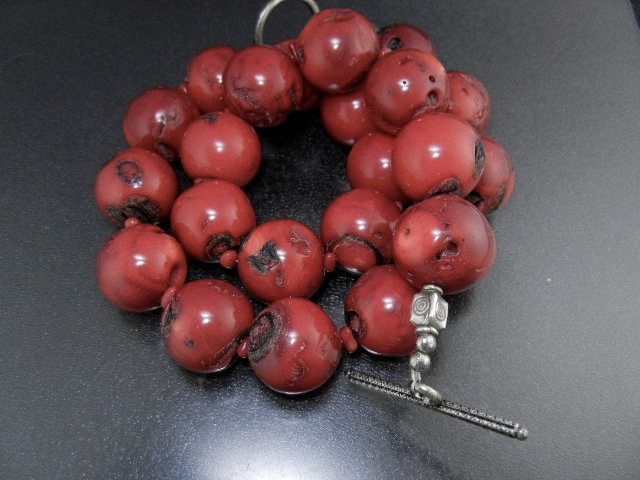 Red Round Coral Beads Necklace Designer