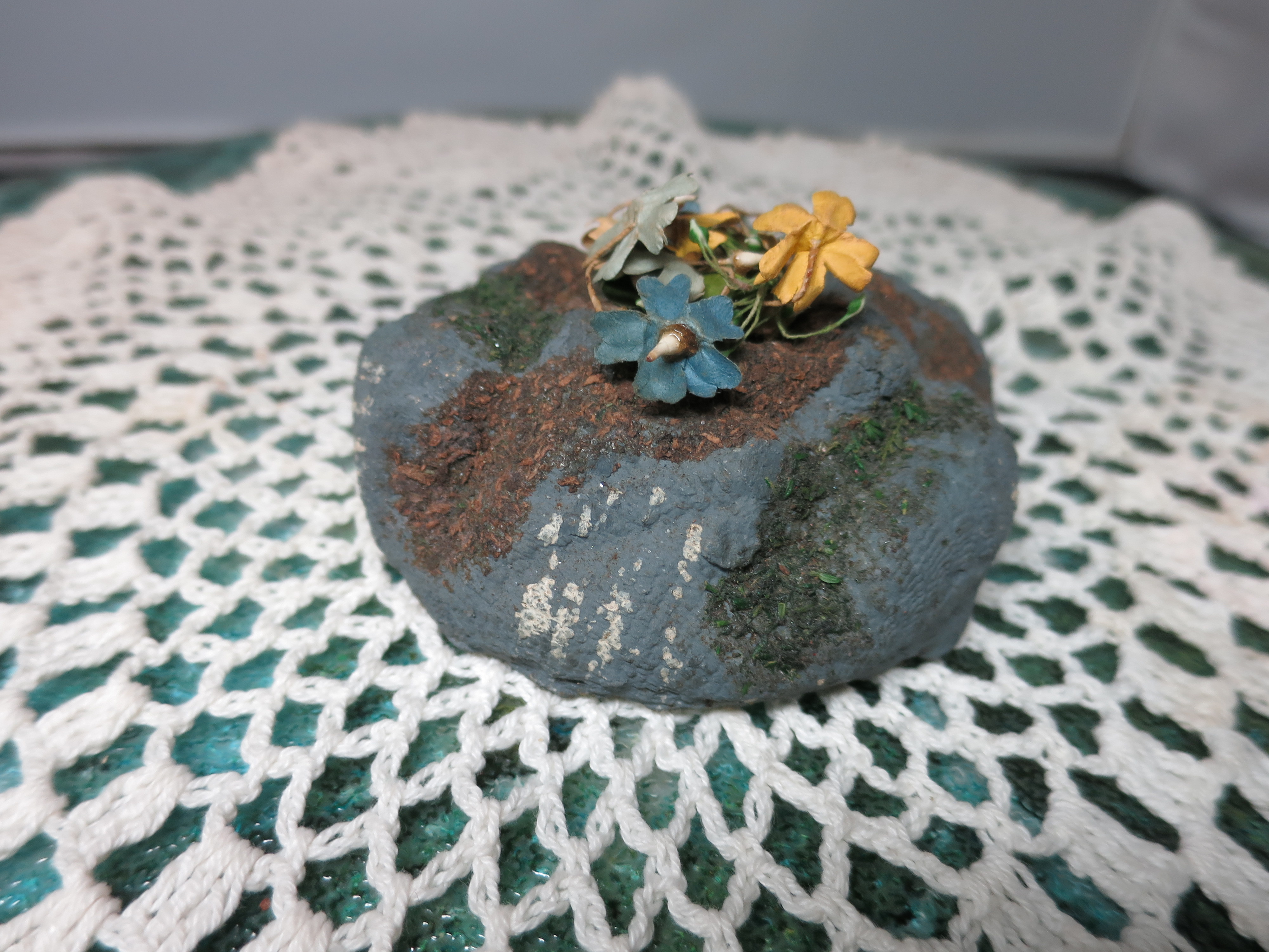 Vintage Rock Garden mini fairy garden doll house 2 of 2 avail