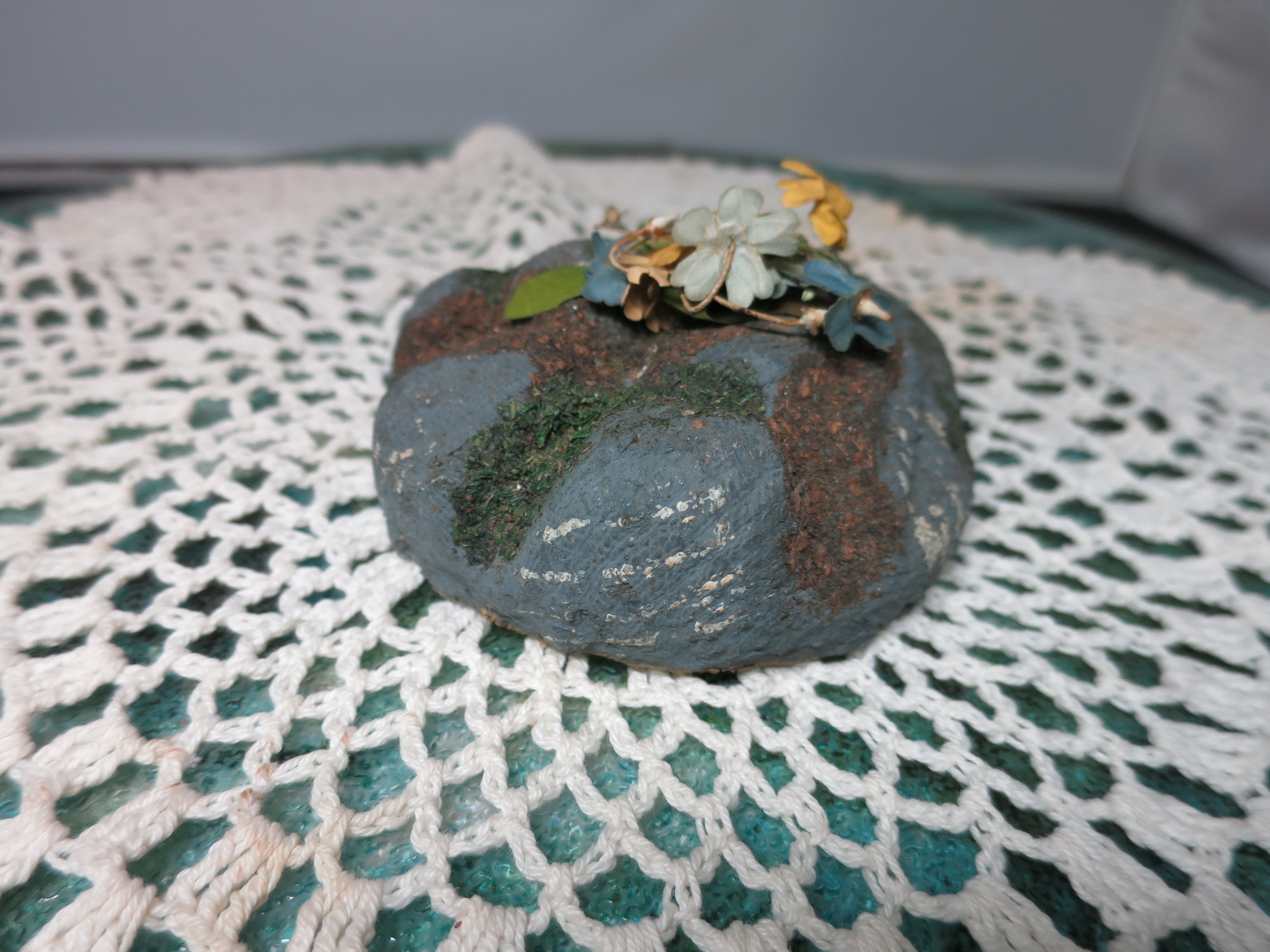 Vintage Rock Garden mini fairy garden doll house 2 of 2 avail