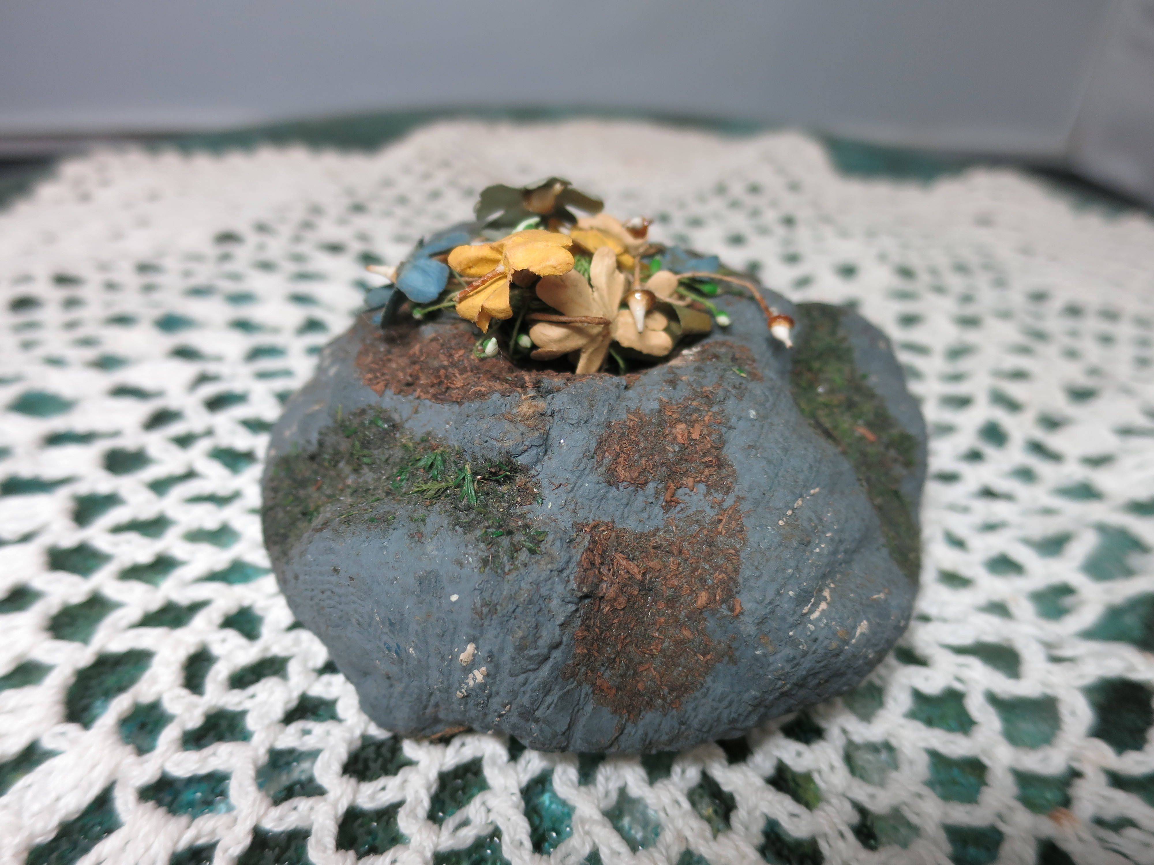 Vintage Rock Garden mini fairy garden doll house 2 of 2 avail