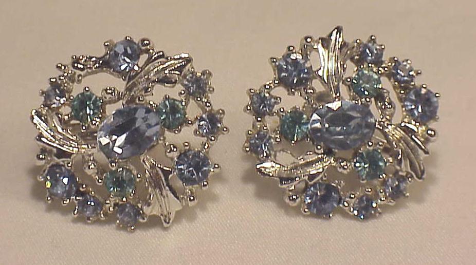 Vintage Lisner Blue Rhinestone Screwback Earrings