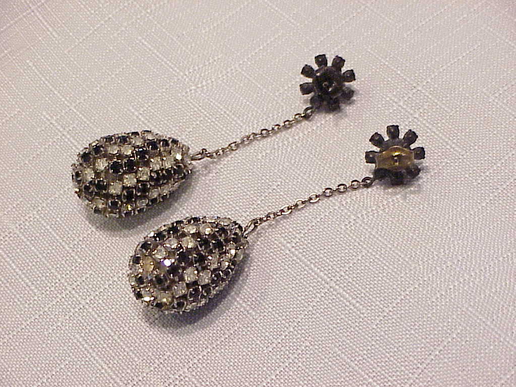 1960'S Mod Black And Clear Dangling Rhinestone Pierced Earrings