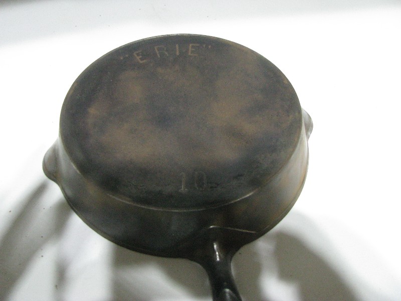 Antique "ERIE" No. 10 Cast Iron Skillet, 3rd Series (c. 1892-1905)