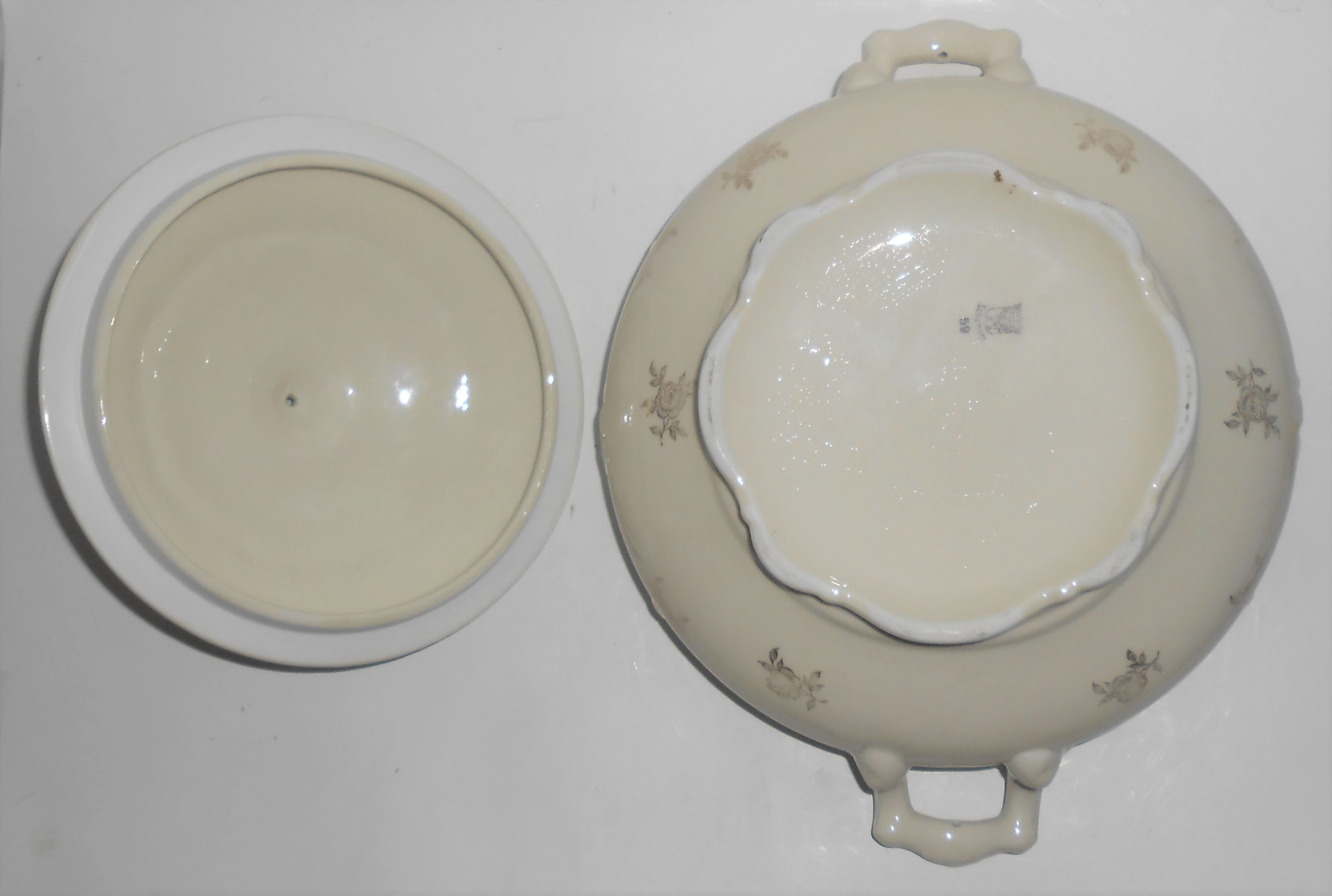 Schumann Porcelain Bavaria Pottery Gold Decorated Cover