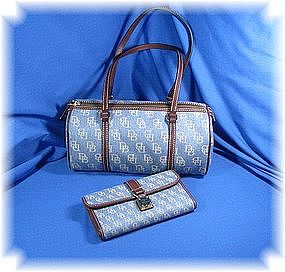 Bag Dooney & Bourke Barrel Bag & Checkbook Wallet
