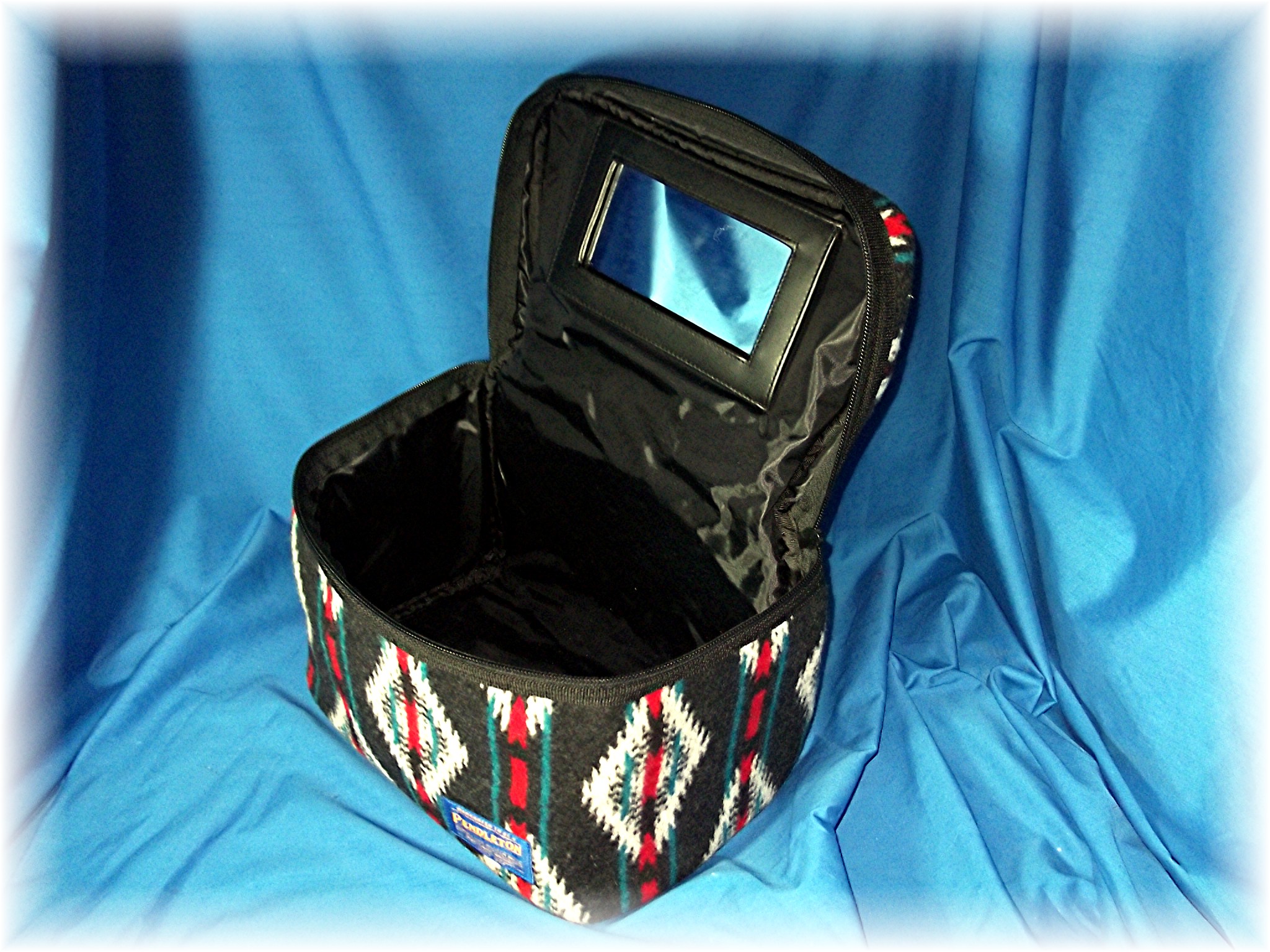 Bag Pendleton Portland Oregon Make Up Mirror Zip Top