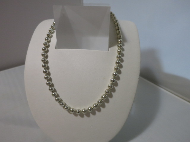 Vintage Silver Plated Round Beaded Chocker locking Beads