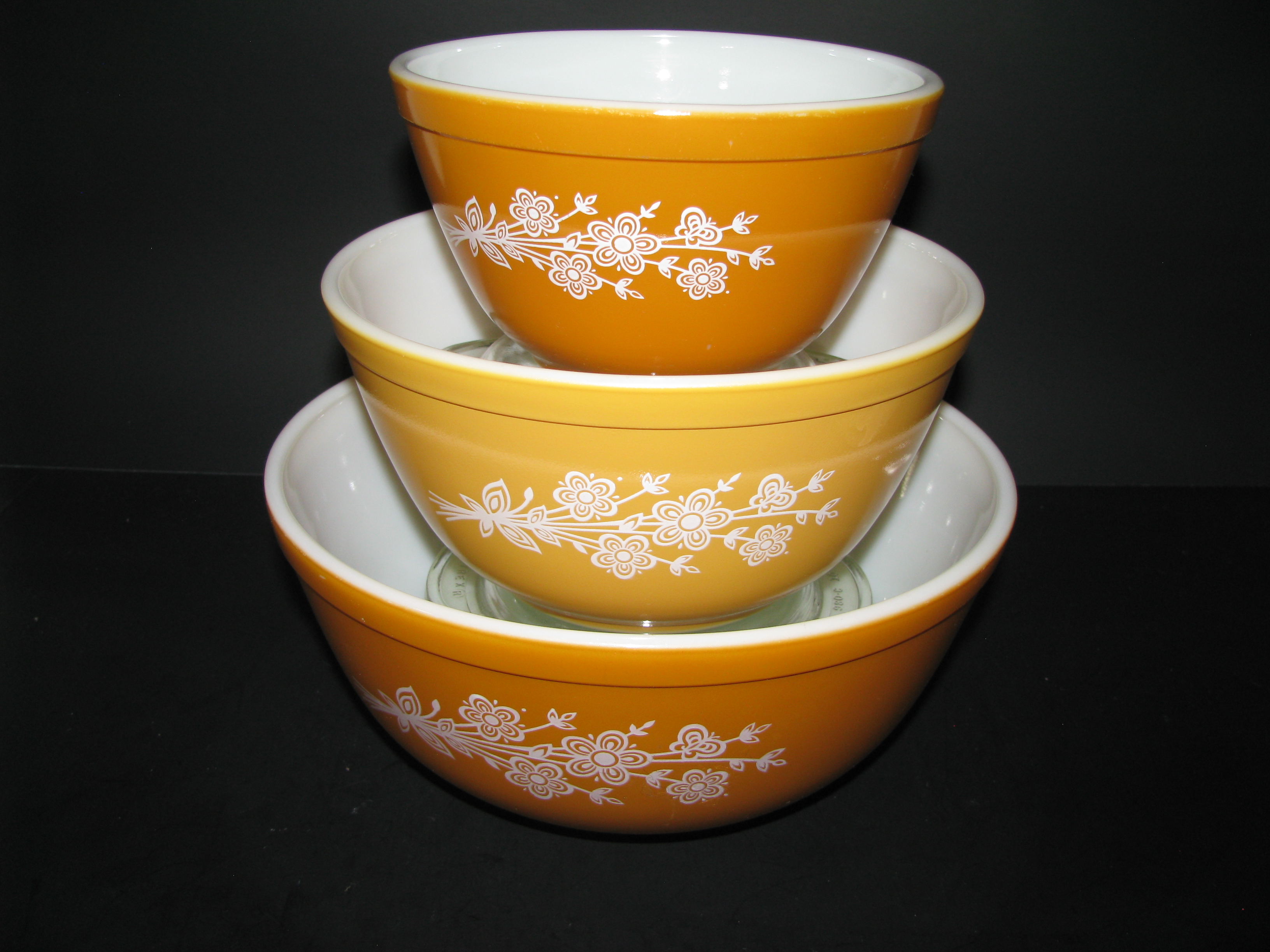 Pyrex Butterfly Gold 401,402,403 Nesting Bowls