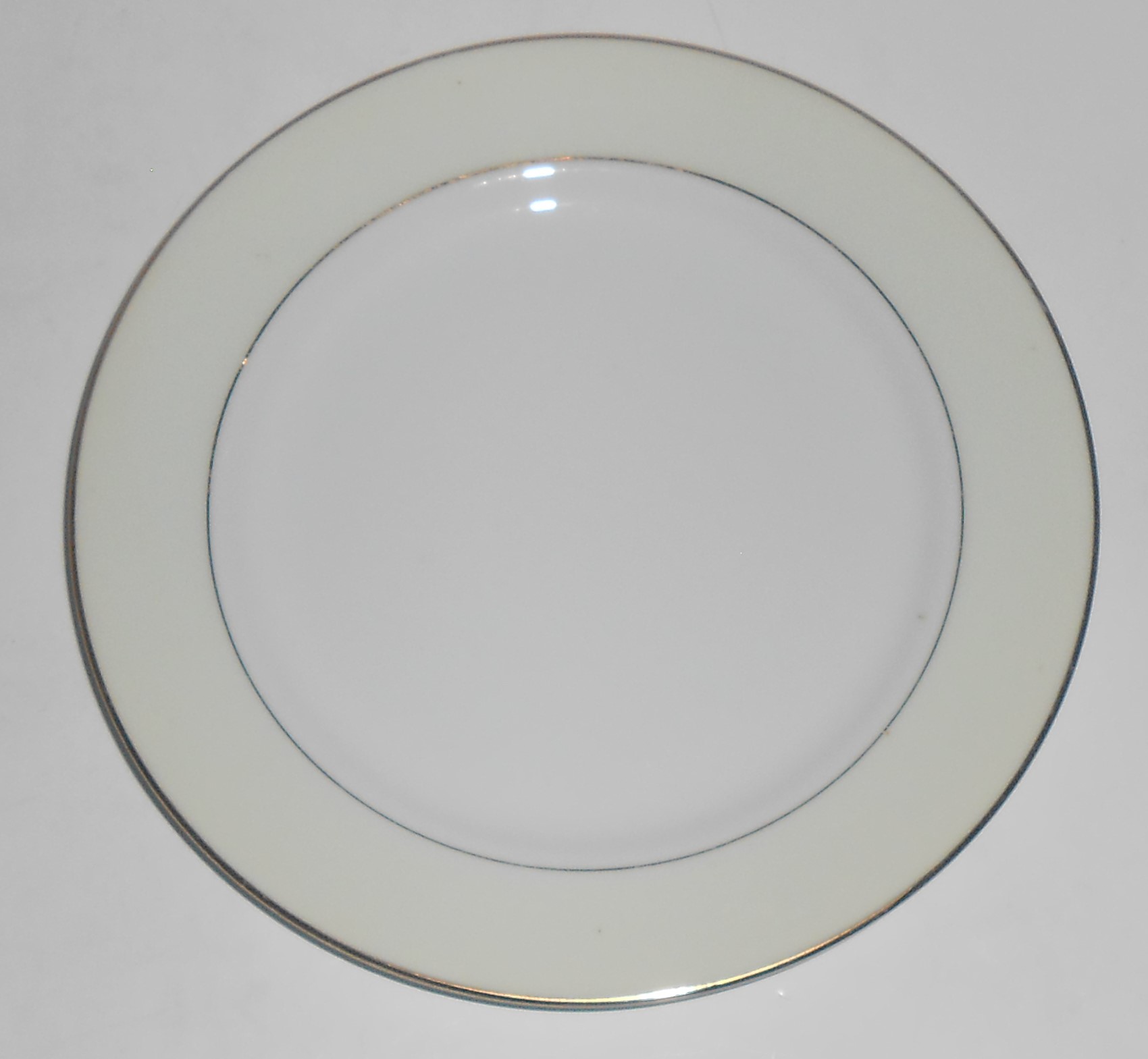 Narumi Porcelain China Japan Green/Yellow Shoulder Gold