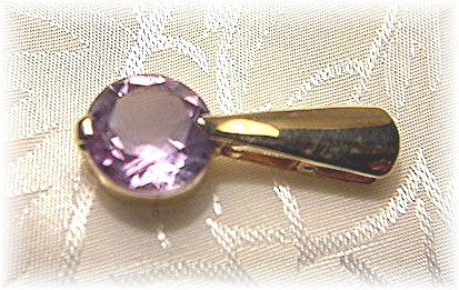 Pendant 10K Gold & 4ct Amethyst