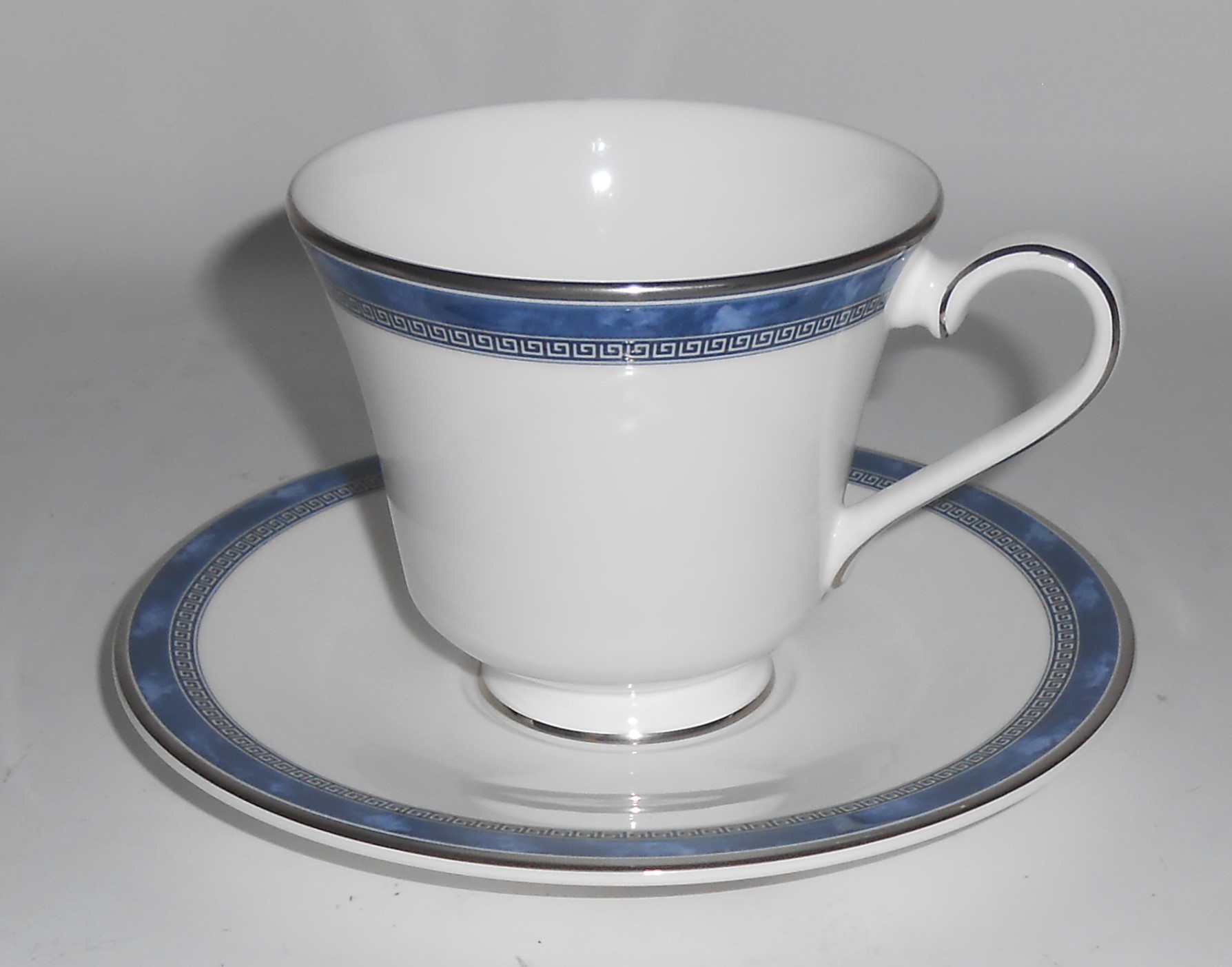 Royal Doulton Fine China Platinum Band Atlanta Cup & Sa