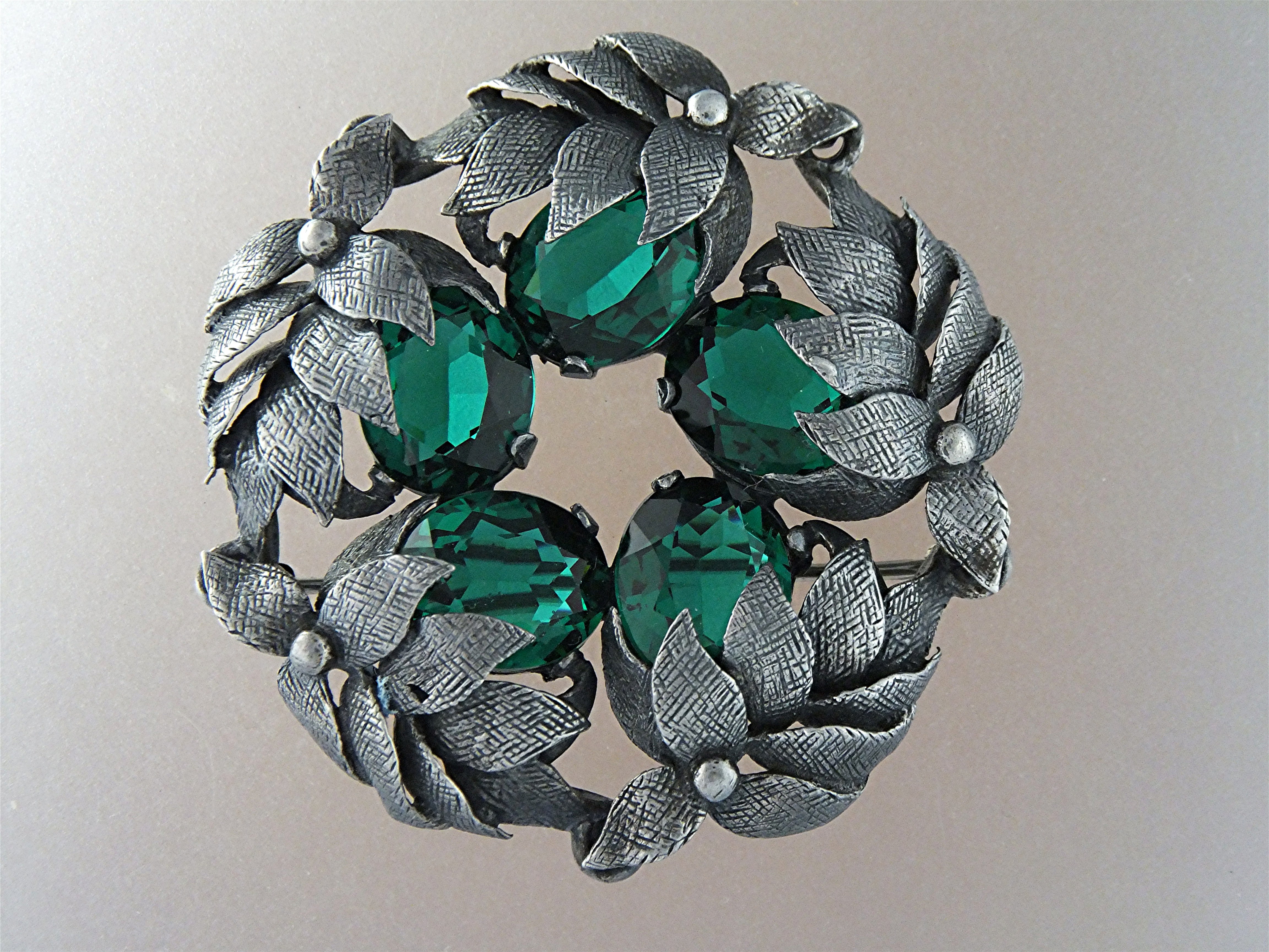 Brooch Pin Sterling Silver Green Glass CINI