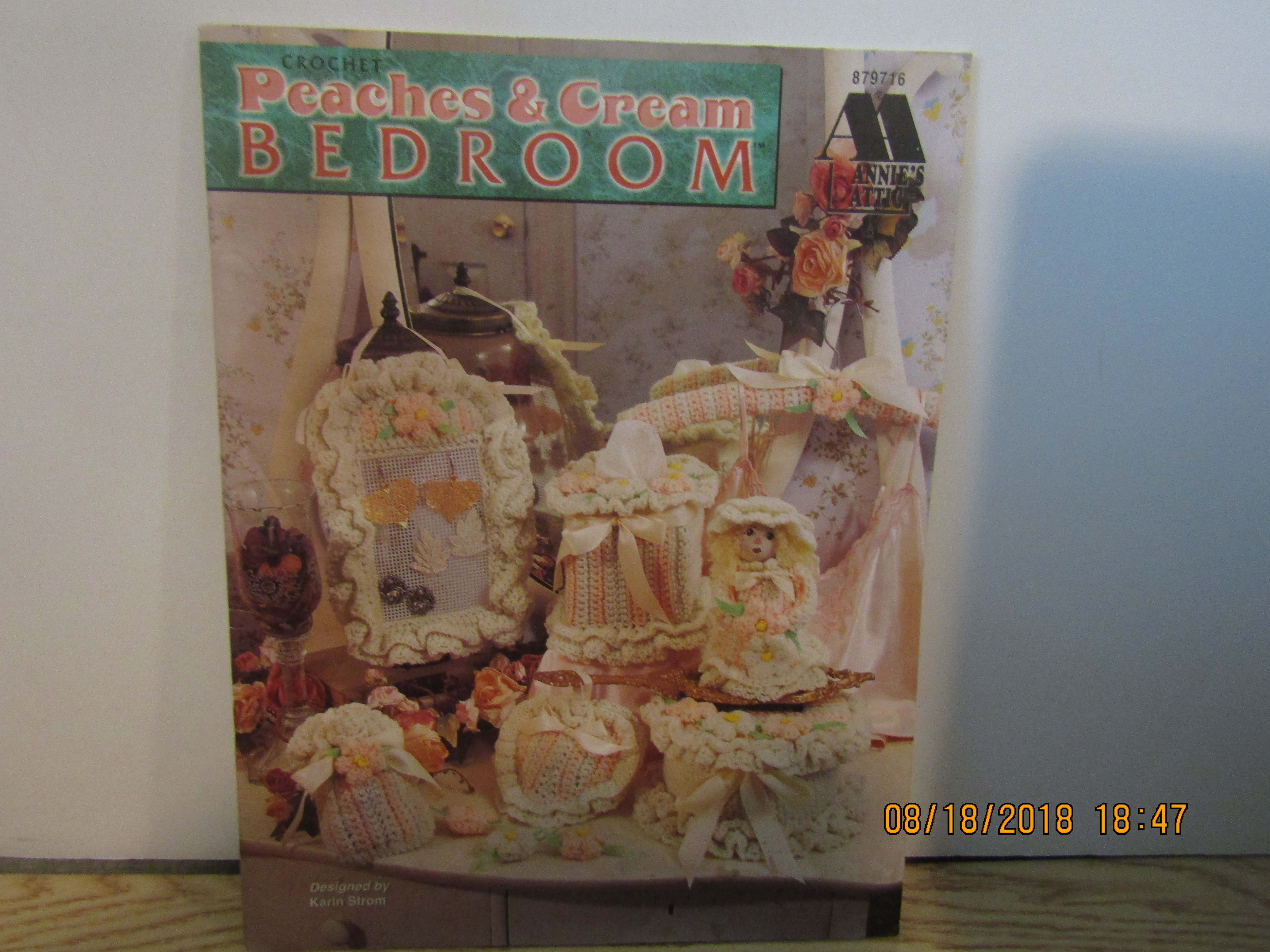 Annie's Crochet Peaches & Cream Bedroom #879716