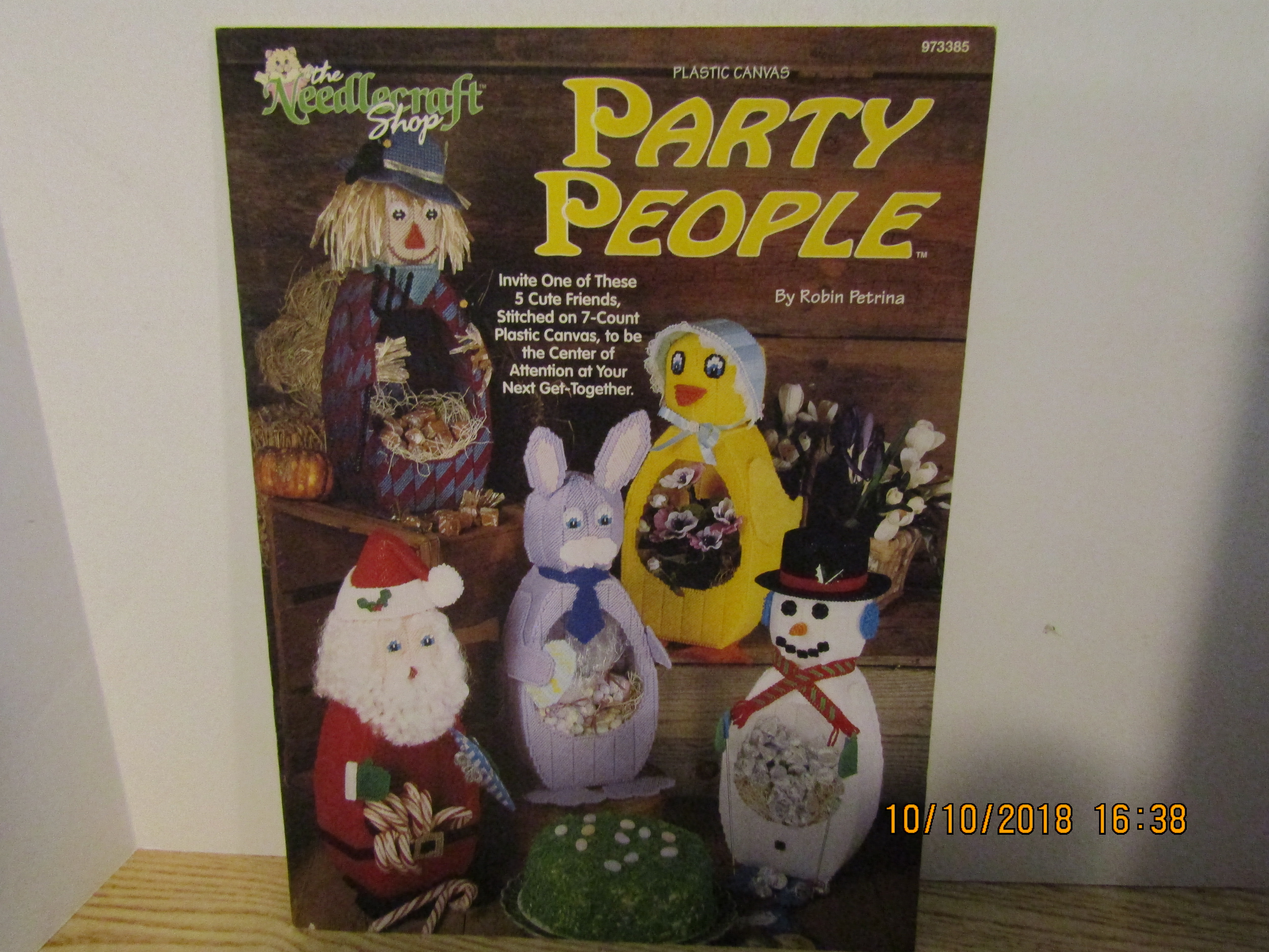 Needlecraft Shop Plastic Canvas Party People #973385
