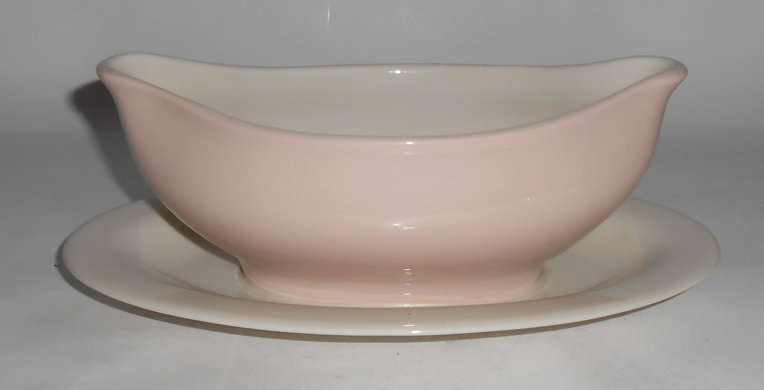 Fine Arts Fine China Porcelain Pink/White Gravy Bowl