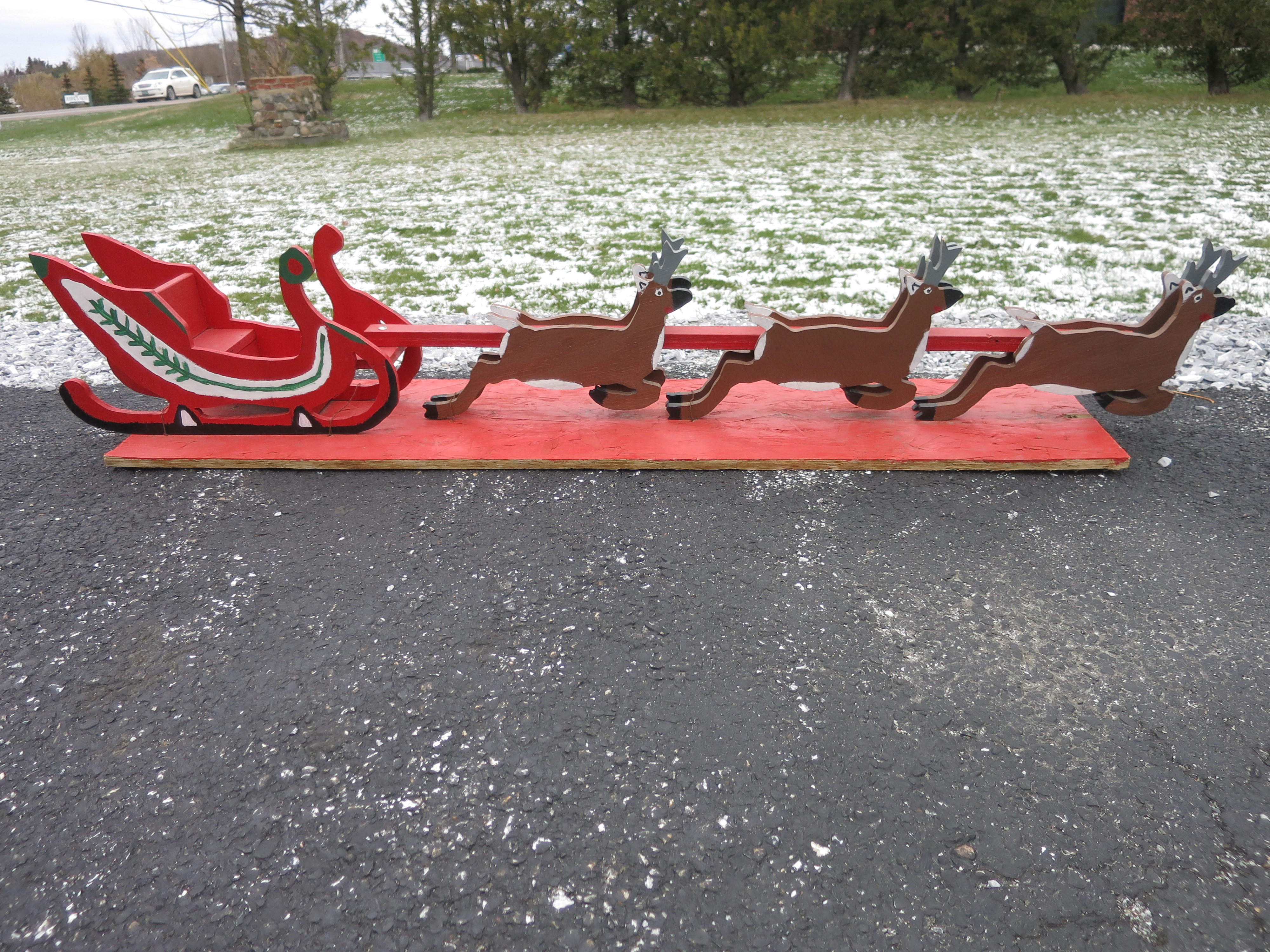 Hand Crafted Santa Sleigh and Reindeer Scroll Cut