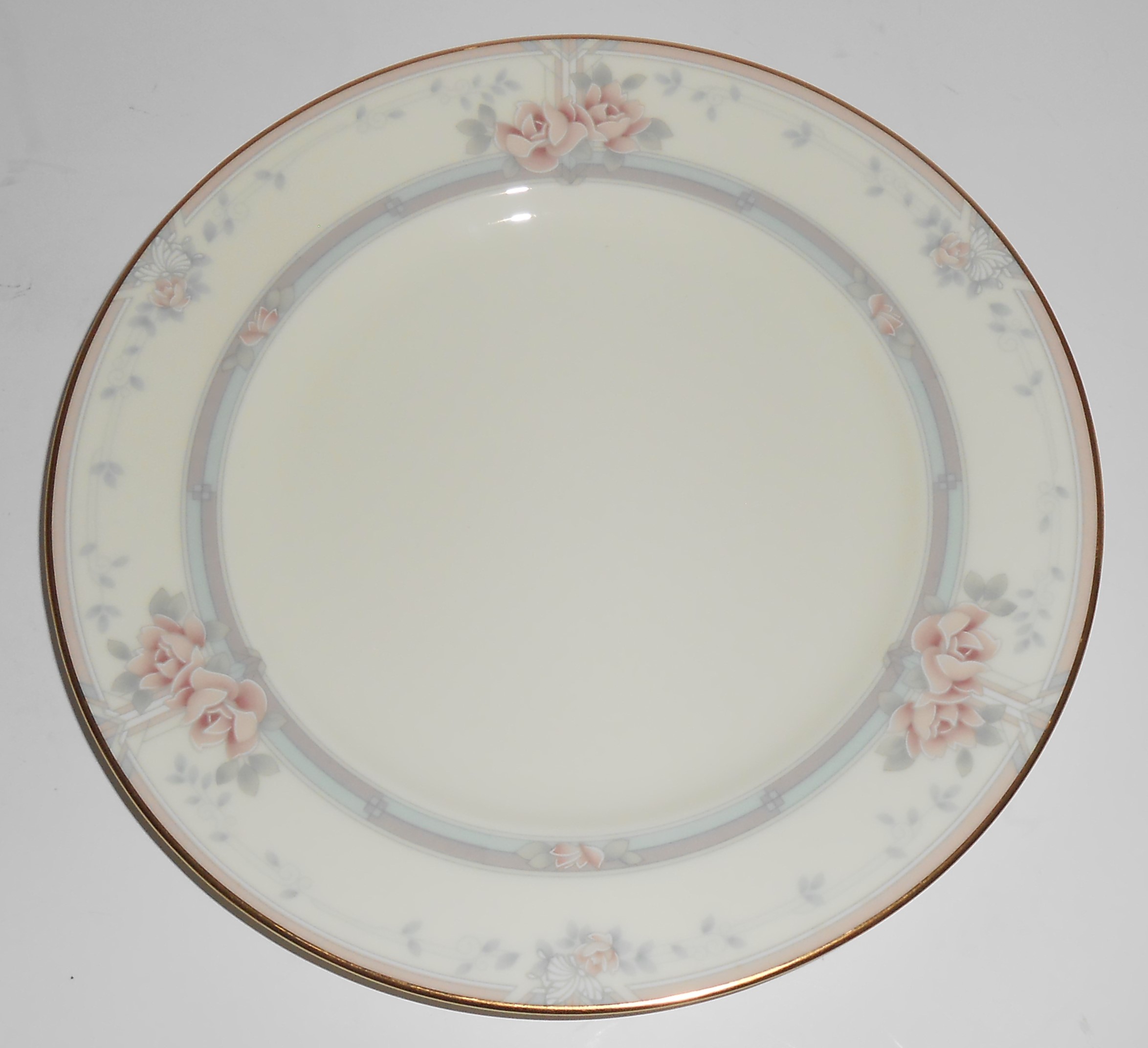 Noritake Porcelain China Gold Band 9736 Magnificence