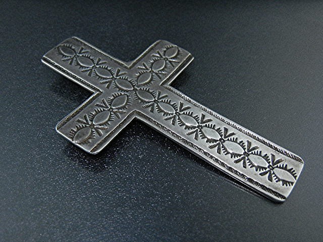 Surrisi Sterling Silver Studio GL Cross 1993 4 Inches