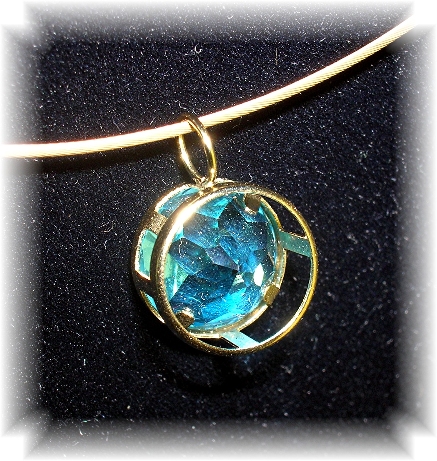 14K Yellow Gold Fexible Necklace with 2 Pendants