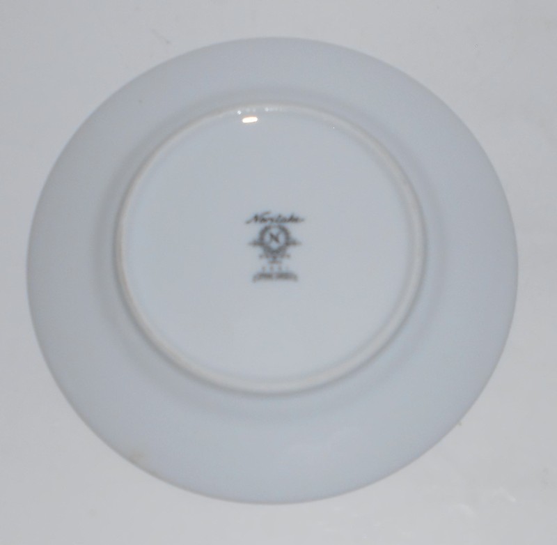 Noritake Porcelain China 2551 Spring Garden w/Platinum Bread Plate