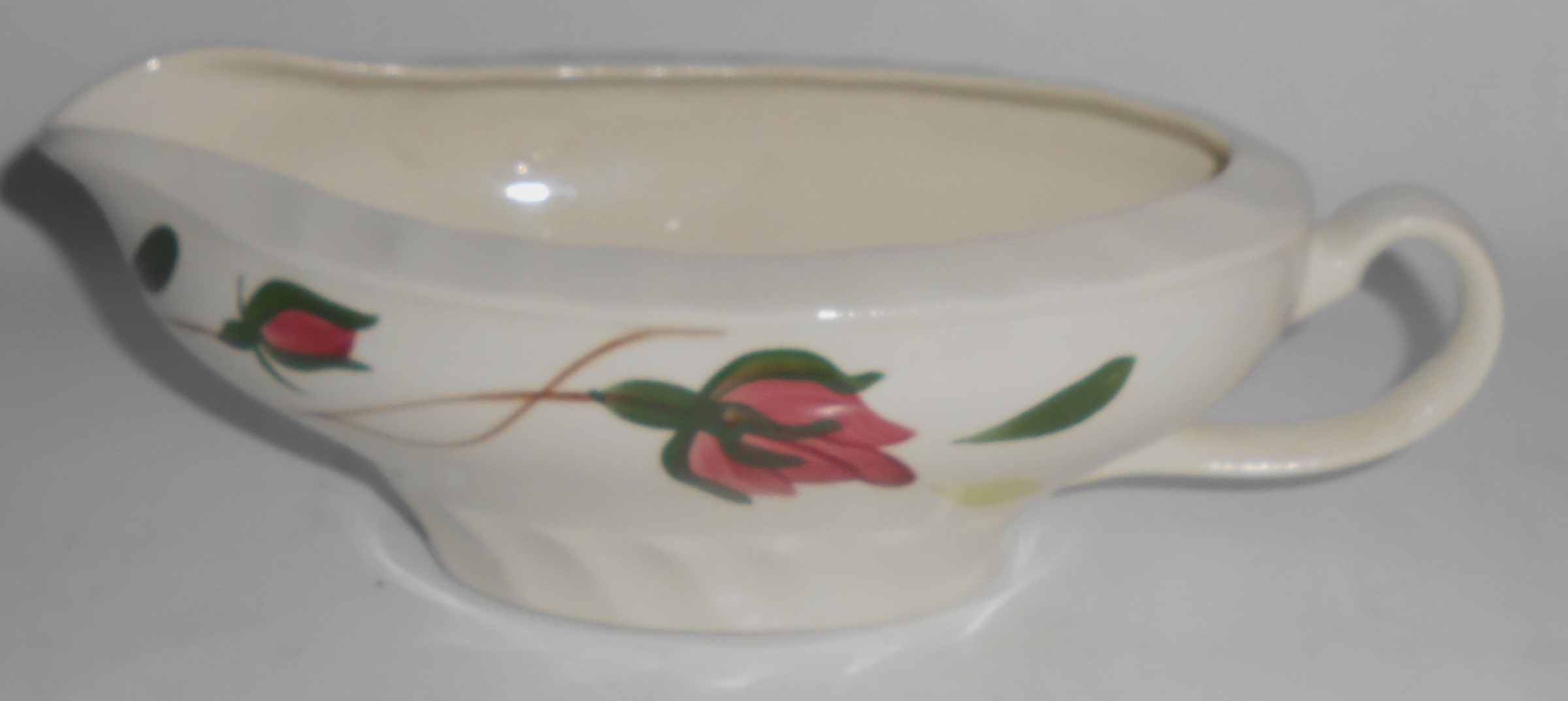 Blue Ridge Pottery Ring 'O Roses Gravy Bowl #2