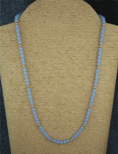 Lucite Beads Gold Tone Spacers Twist Clasp
