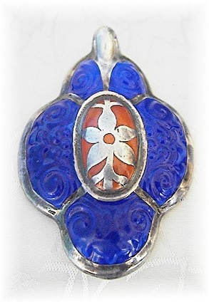 Beautiful Silver & Porcelain European Pendant