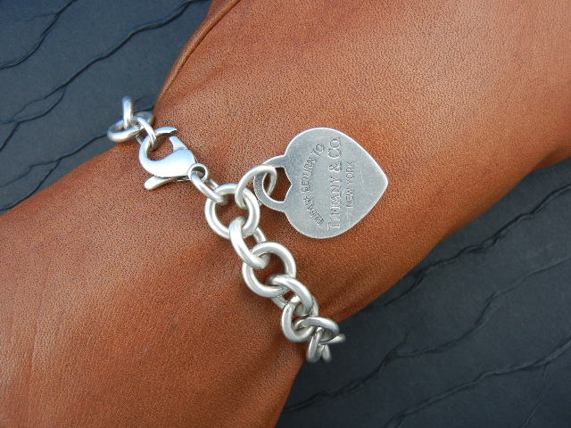 TIFFANY Sterling Silver Heart Bracelet