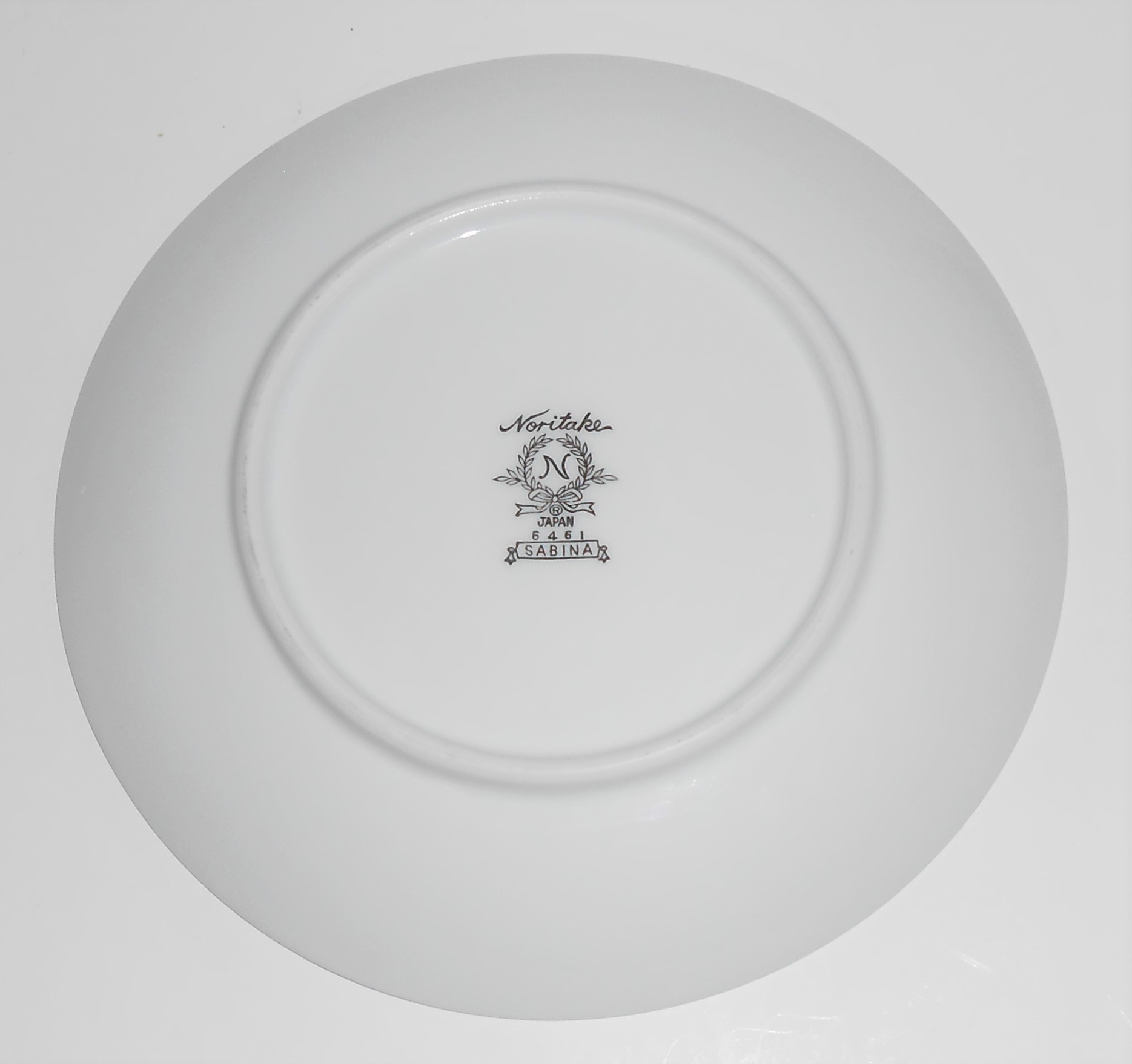 Noritake China Porcelain Platinum Sabina Bread Plate