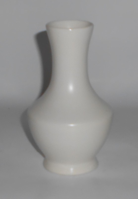 VINTAGE Franciscan Catalina Pottery Angeleno Art Ware #C-300 Ivory Vase