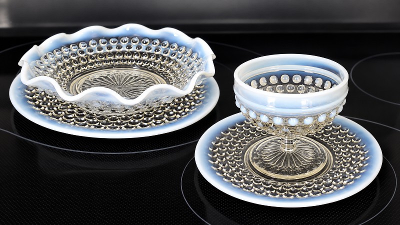 Opalescent anchor hocking sherbet sets display