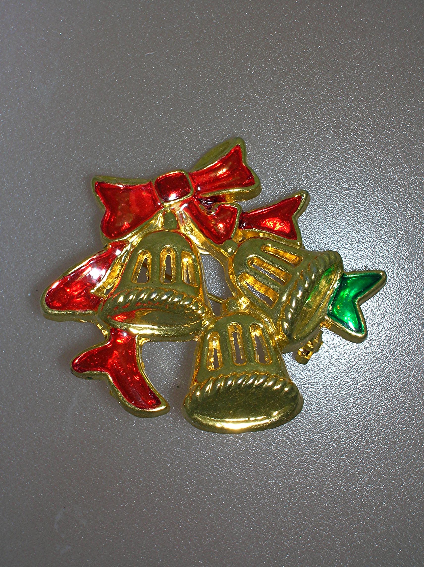 Christmas Bells Brooch Gold tone green Redd Enamel
