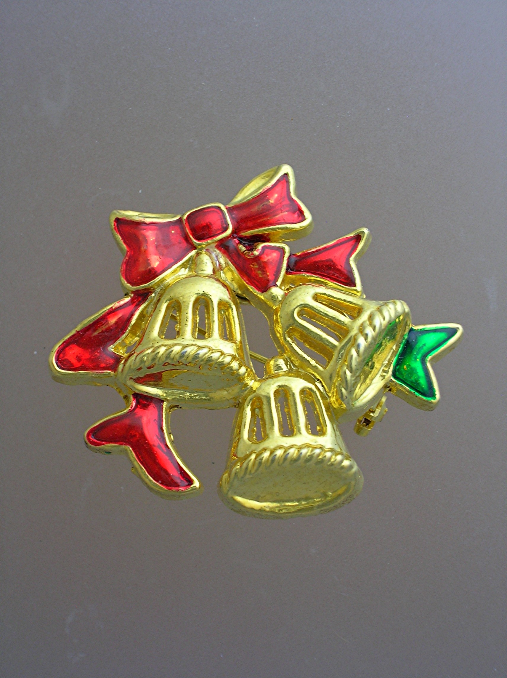Christmas Bells Brooch Gold tone green Redd Enamel