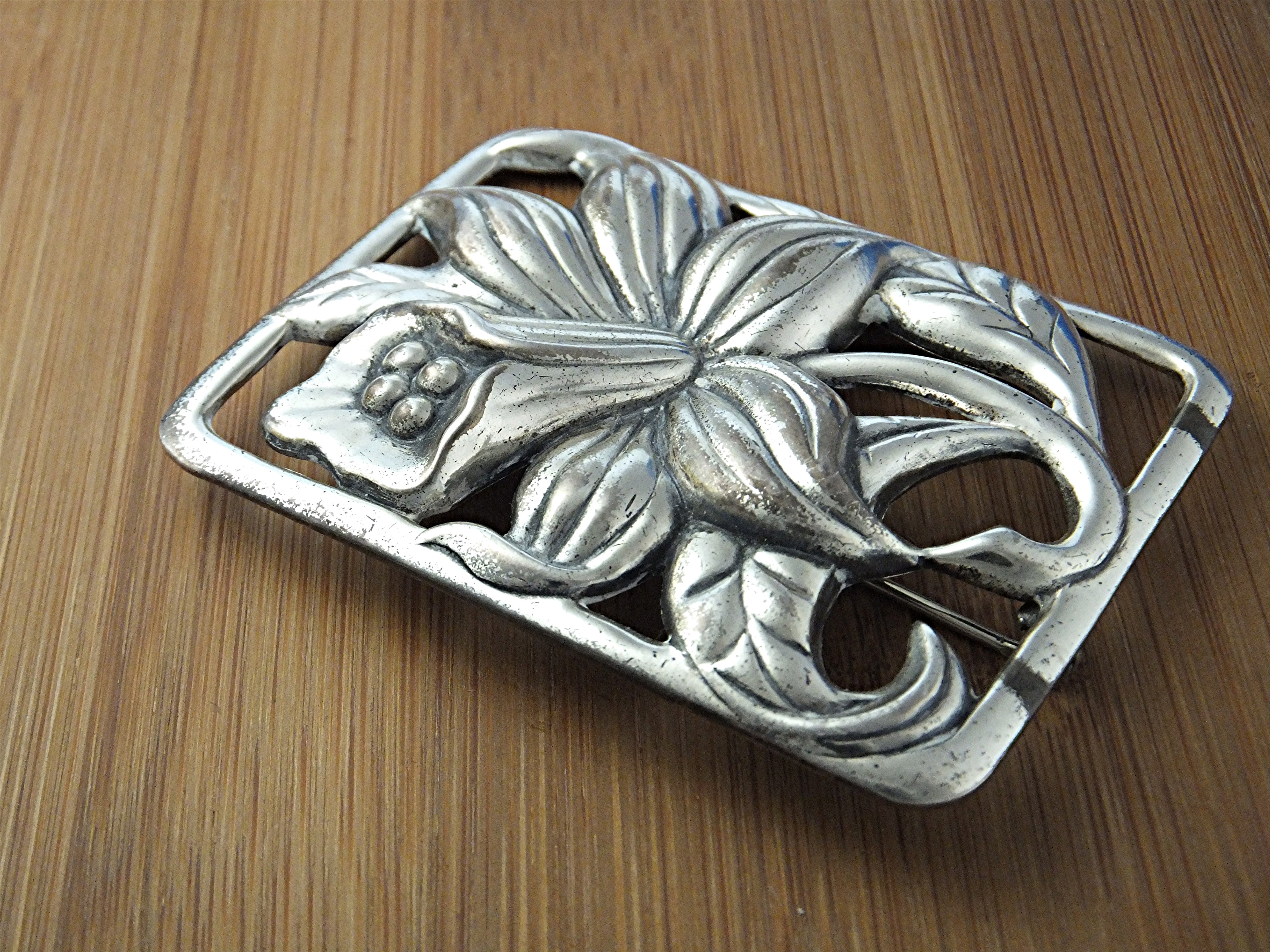 DANECRAFT Sterling Silver Lily and Leaf Pin US Pat