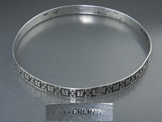 Sterling Silver Bangle Bracelet Flowers