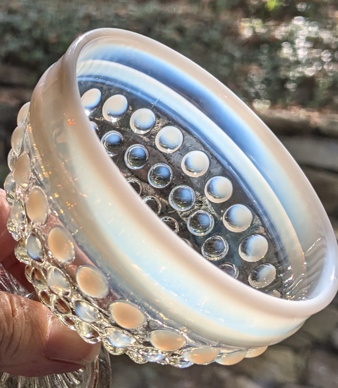 Opalescent anchor hocking sherbit closeup