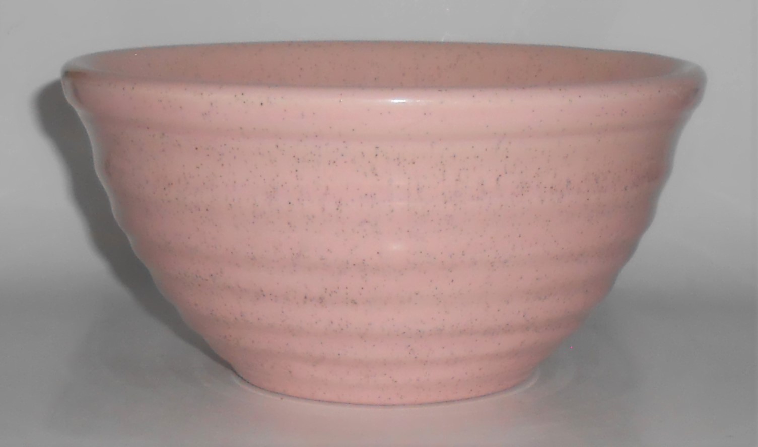 Bauer Pottery Ring Ware Pink Speckle #24 Mixing Bowl