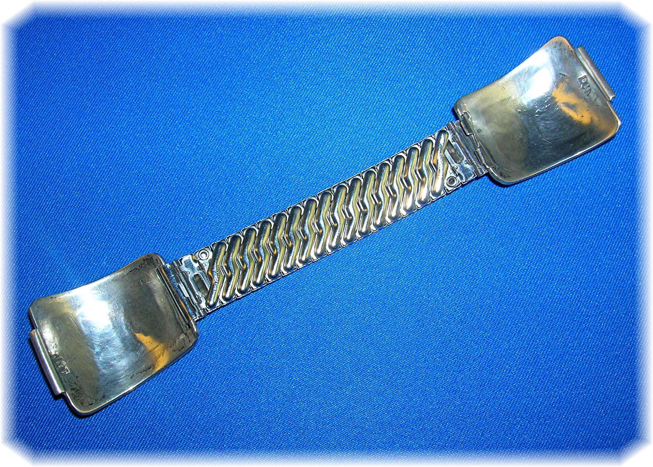 Native American Sterling Silver Turquoise Coral Band