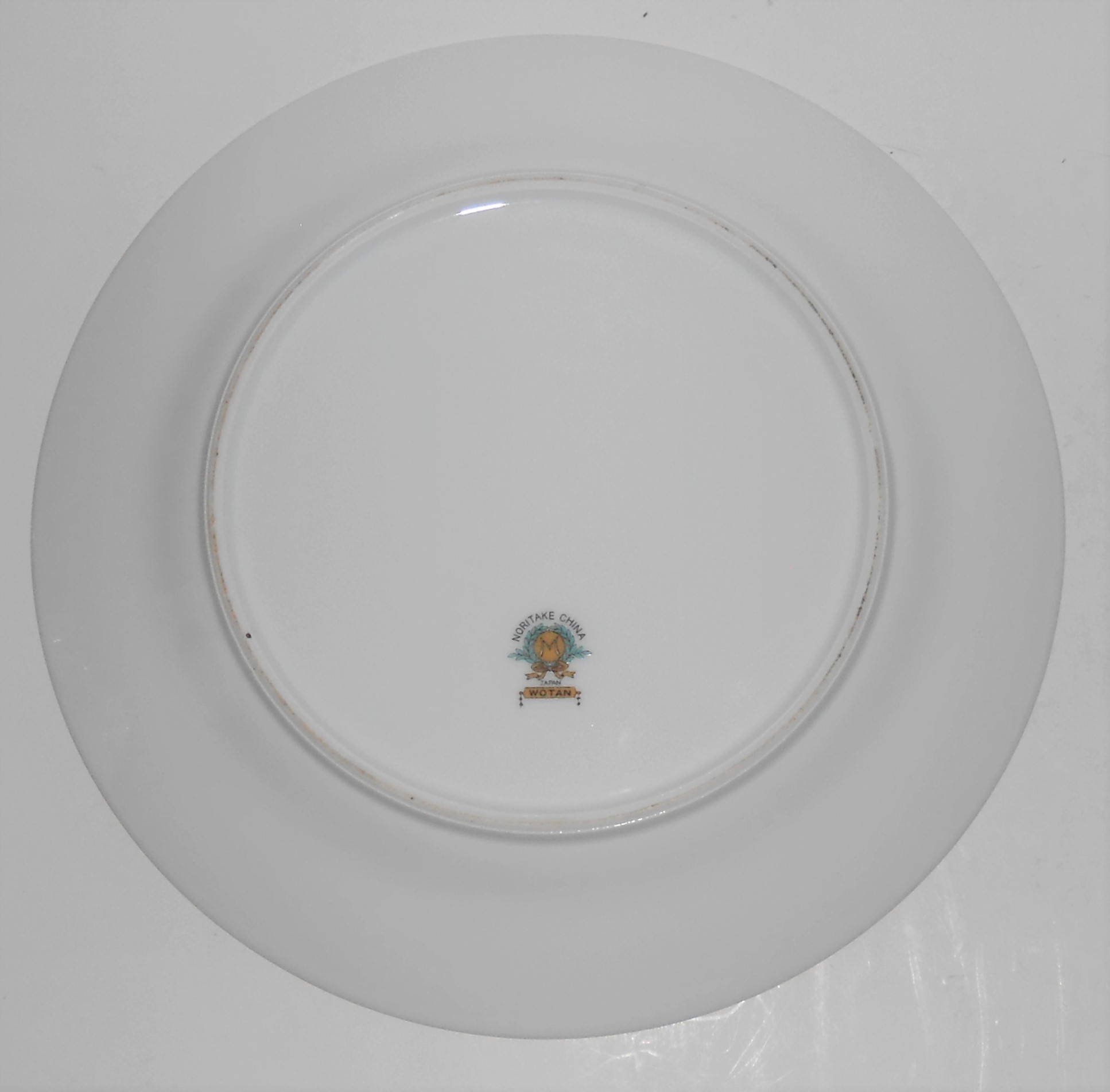Noritake Porcelain China Wotan W/Gold Dinner Plate