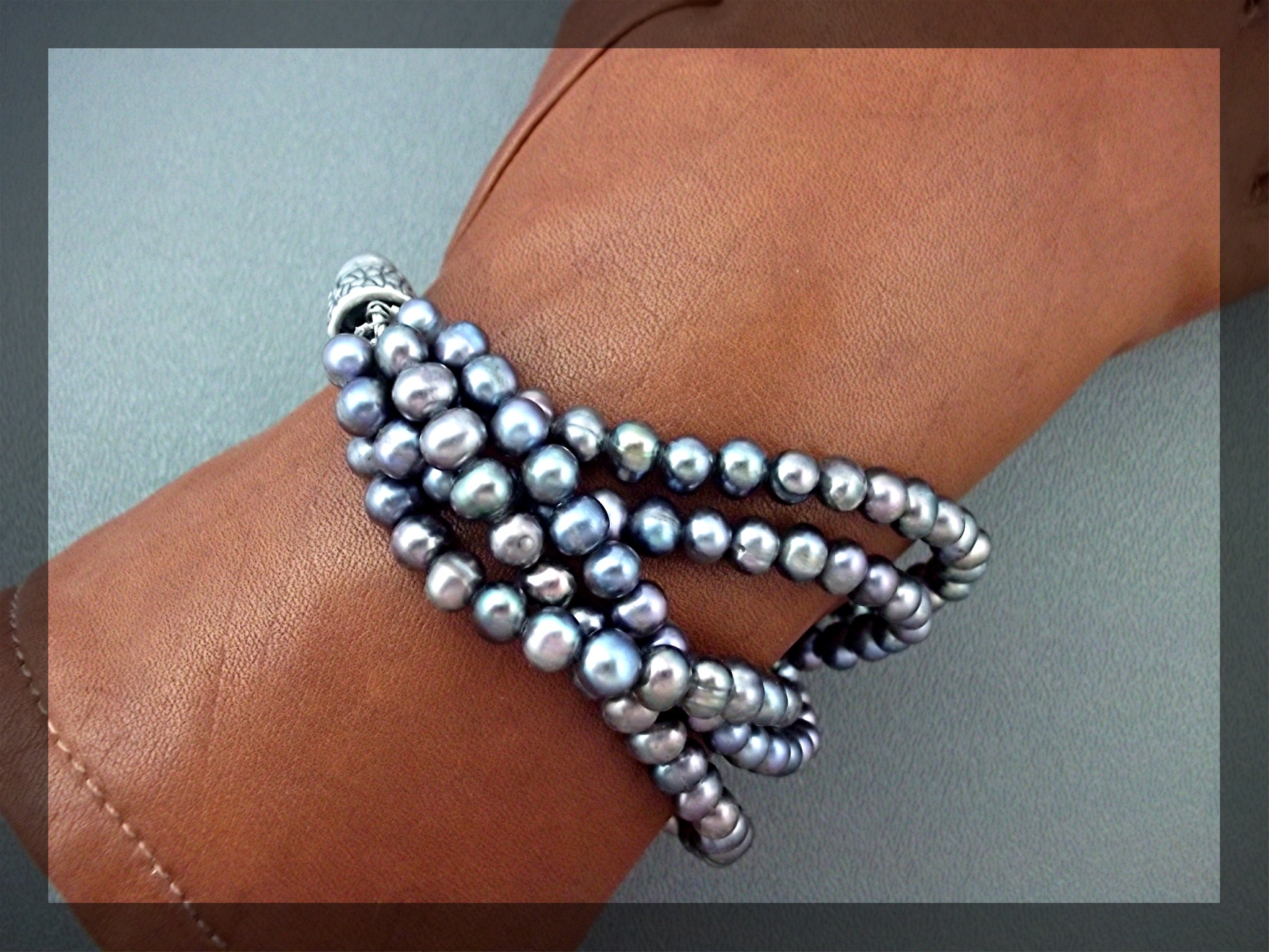 Bracelet Black Freshwater Pearls Sterling Silver Clasp