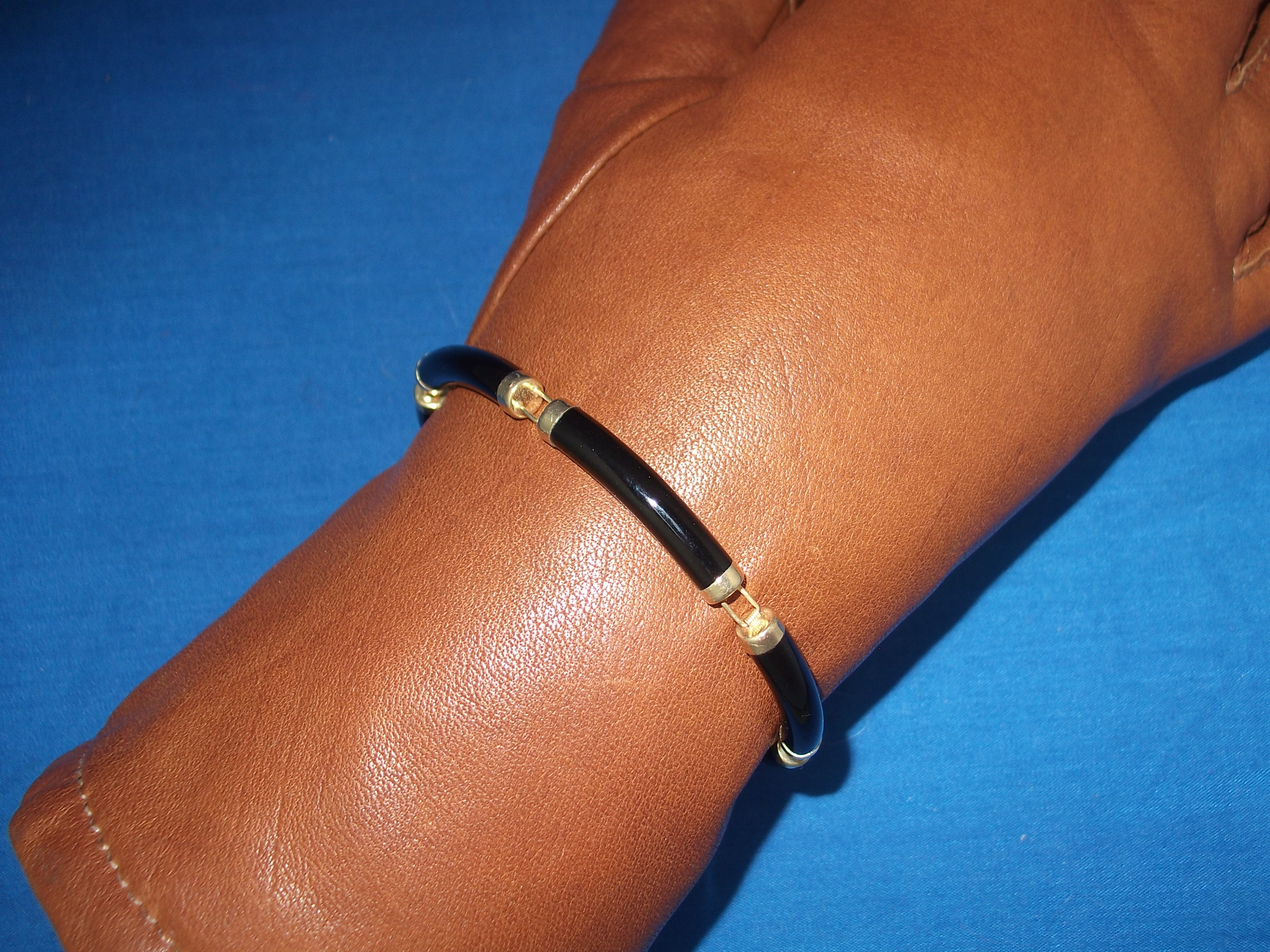 Bracelet 14K Gold Black Onyx Oriental Discs
