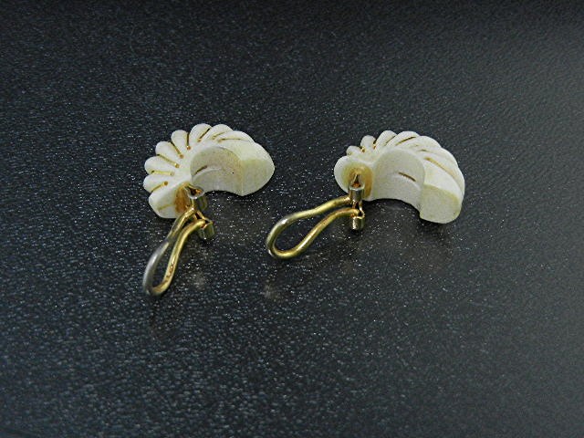 14K Gold Bone Ivory Clip Earrings 50s